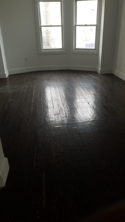 875 S 14th St in Newark, NJ - Building Photo