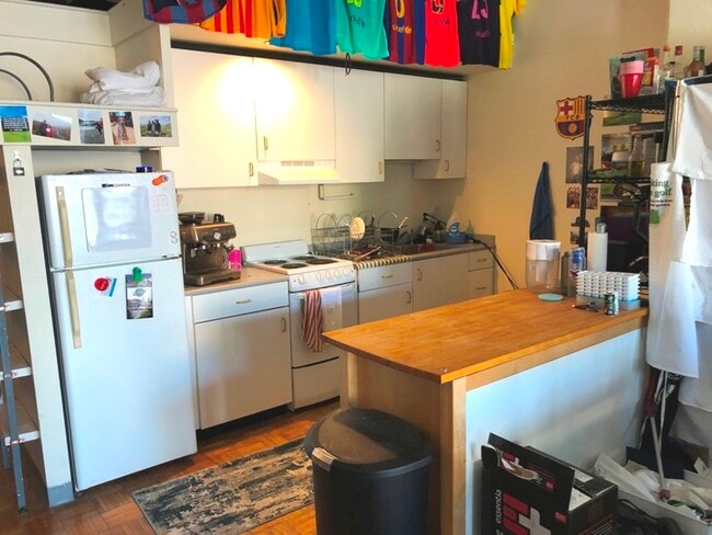 51 Brookline Ave, Unit 207 in Boston, MA - Building Photo - Building Photo