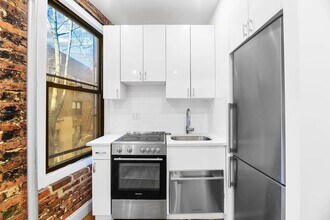 443 E 88th St in New York, NY - Building Photo - Building Photo