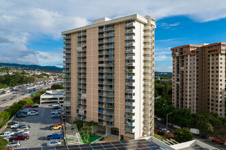 Pearl Regency in Aiea, HI - Building Photo - Building Photo