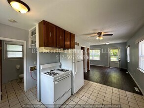 307 Astor Ave in Lansing, MI - Building Photo - Building Photo