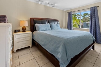 1700 SW 16th Ct in Gainesville, FL - Building Photo - Building Photo