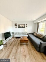 362 Delmar St in Philadelphia, PA - Building Photo