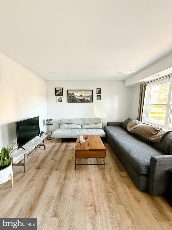 property at 362 Delmar St