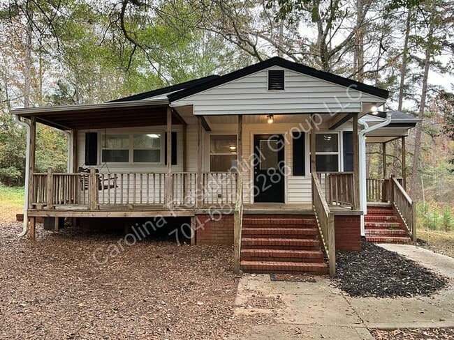 property at 3915 Zion Church Rd