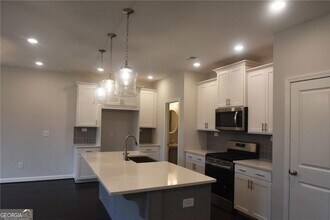 313 Niles Ct in Marietta, GA - Building Photo - Building Photo