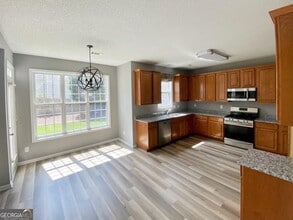 675 Millbrook Villa Dr in Tyrone, GA - Building Photo - Building Photo