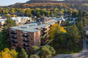 Slessor Boulevard Apartments