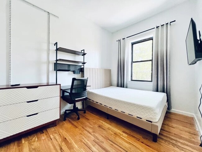 property at 173 Bleecker St