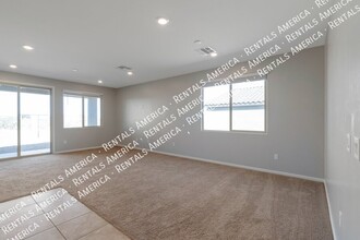 6855 W Canopus Loop in Tucson, AZ - Building Photo - Building Photo