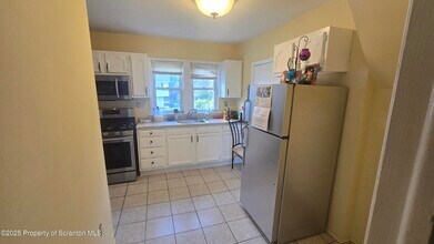 75 Melrose Ave in Wilkes-Barre, PA - Building Photo - Building Photo
