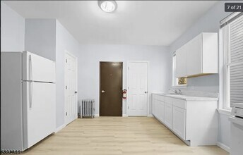 38 Franklin Ave in West Orange, NJ - Building Photo - Building Photo