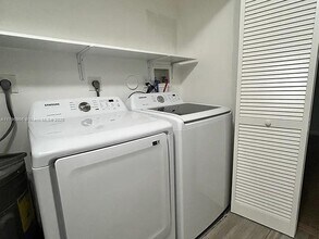 1220 NW 122nd Ter in Pembroke Pines, FL - Building Photo - Building Photo