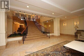 700 Humberwood Blvd in Toronto, ON - Building Photo - Building Photo