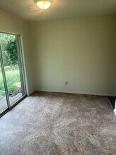 2913 Gwendolyn Ln in Edmond, OK - Building Photo - Building Photo