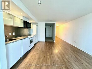 4 A-1214 Spadina Ave. in Toronto, ON - Building Photo - Building Photo