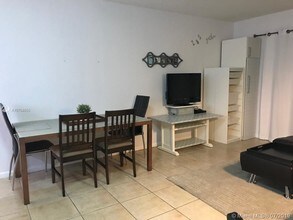 11250 Royal Palm Blvd-Unit -11250 in Coral Springs, FL - Building Photo - Building Photo