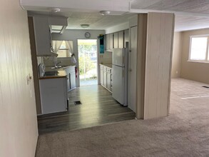 3811 Midway Dr in Ellenton, FL - Building Photo - Building Photo