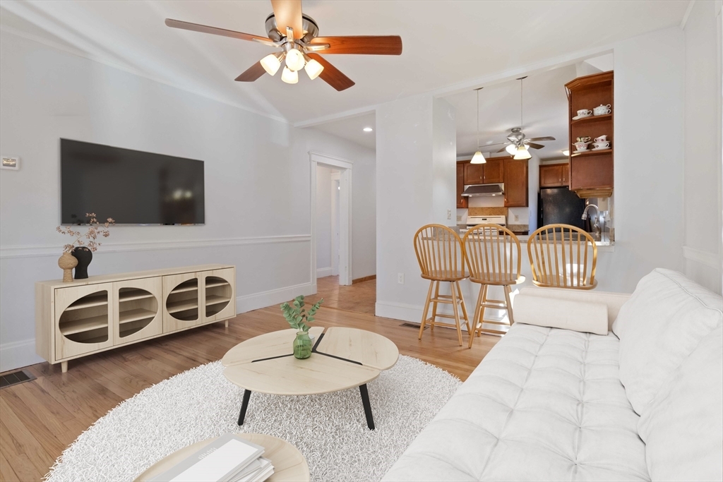 43 1st St-Unit -43 in Medford, MA - Foto de edificio