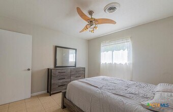 1110 S 8th St in Killeen, TX - Building Photo - Building Photo