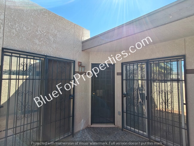 3758 E 3rd St in Tucson, AZ - Foto de edificio - Building Photo