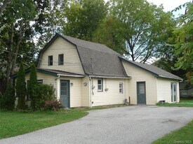 67 Hulse Ave in Middletown, NY - Building Photo