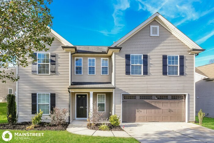 204 Slate Dr in Gibsonville, NC - Foto de edificio