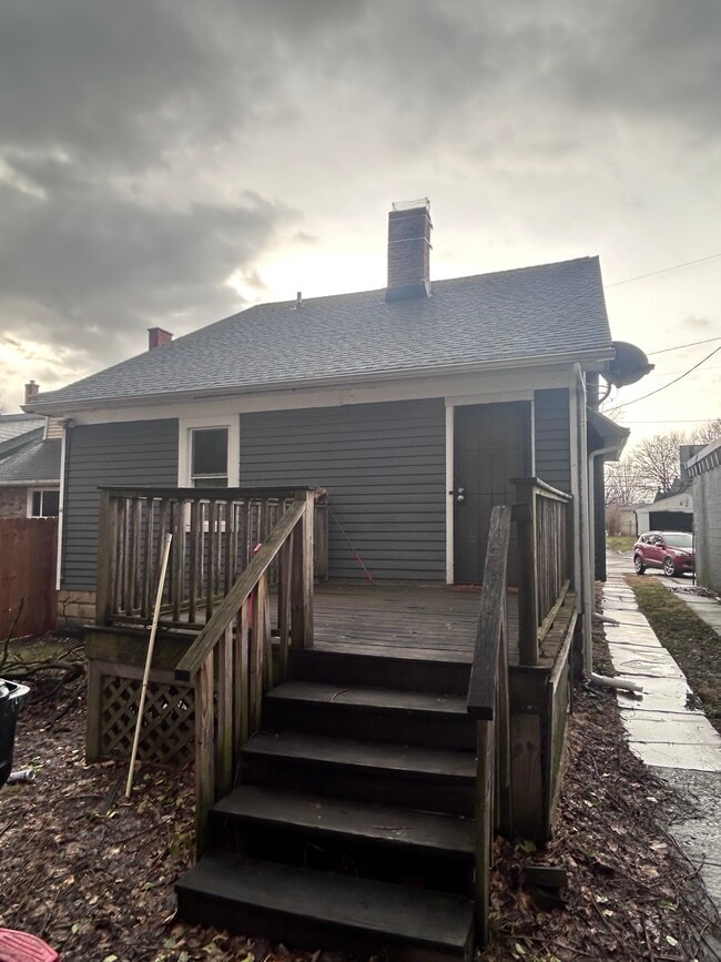 9501 Rosewood Ave in Cleveland, OH - Foto de edificio - Building Photo