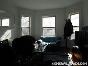 335 Beacon St in Somerville, MA - Building Photo - Building Photo