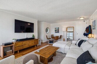 2040 Franklin St in San Francisco, CA - Building Photo - Building Photo