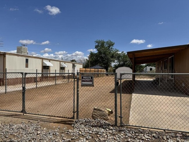 3660 E Shaeffer Ave in Kingman, AZ - Building Photo - Building Photo