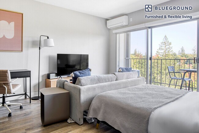 535 Everett Ave-Unit -FL5-ID1166 in Palo Alto, CA - Building Photo - Building Photo