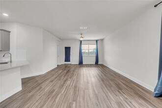 17925 Curio Dr in Pflugerville, TX - Building Photo - Building Photo