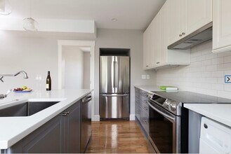 30 Montebello Rd, Unit 1 in Boston, MA - Building Photo - Building Photo