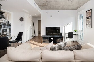 14 Rue Labrecque in Montréal, QC - Building Photo - Building Photo
