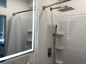 13130 Ridgedale Dr in Poway, CA - Foto de edificio - Building Photo