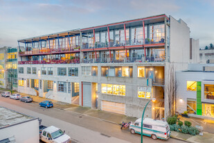 The Centro in Vancouver, BC - Building Photo - Primary Photo