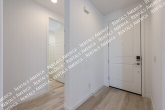 8907 W Solano Dr in Glendale, AZ - Building Photo - Building Photo