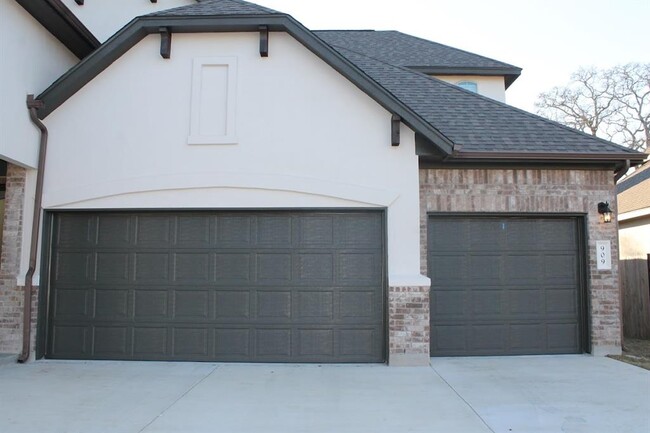 909 Wilson Ranch Pl in Cedar Park, TX - Foto de edificio - Building Photo