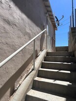 401 Barstow Rd in Barstow, CA - Building Photo