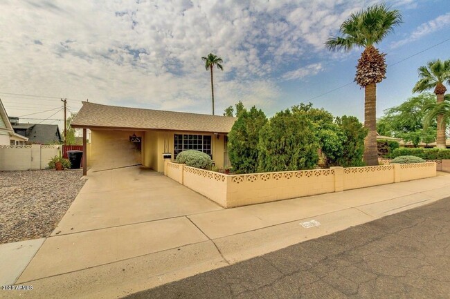 property at 8537 E Valley Vista Dr