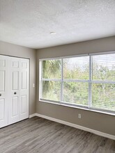 5140 Conroy Rd in Orlando, FL - Building Photo - Building Photo