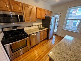 124 Sutherland Rd in Boston, MA - Building Photo