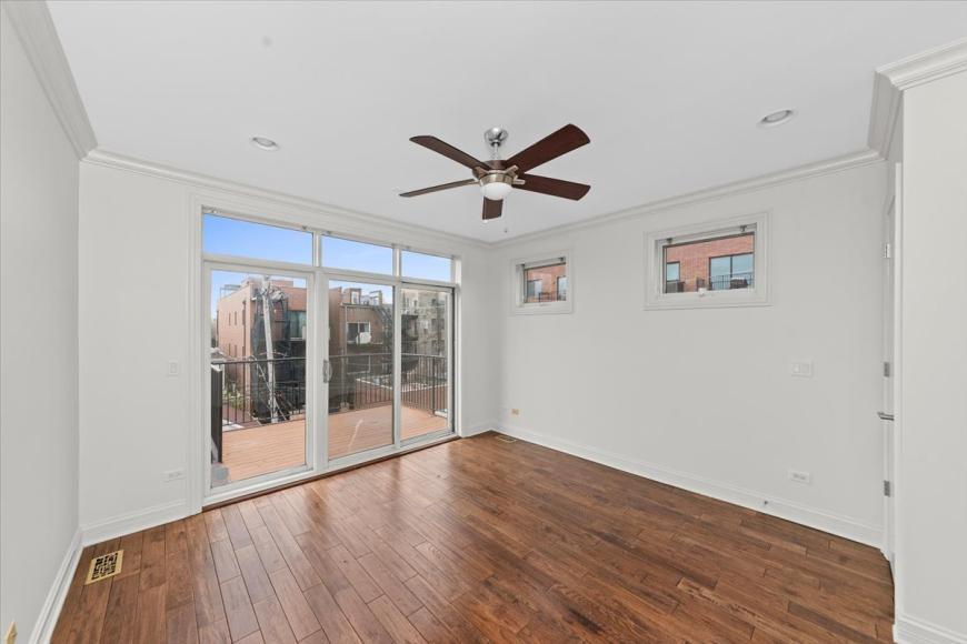 1541 W Cortez St in Chicago, IL - Building Photo