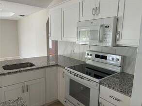 4272 Pandora Rd in Venice, FL - Building Photo - Building Photo