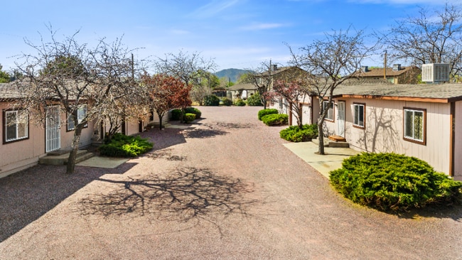8849 Len Ct
