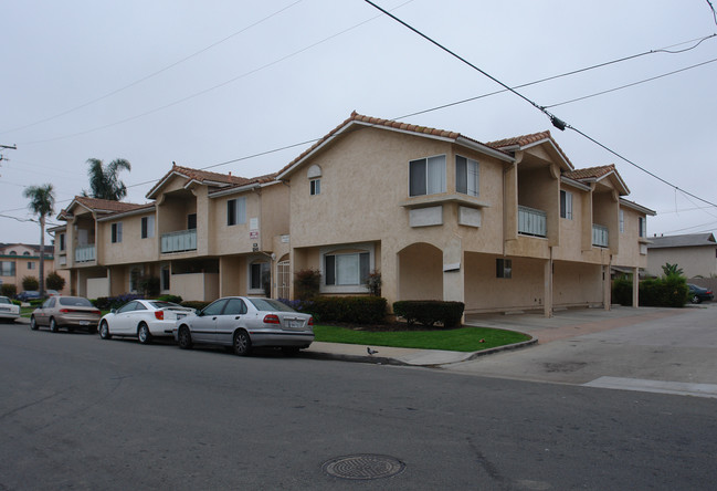 1245 Donax Ave in Imperial Beach, CA - Building Photo - Building Photo