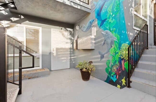 BEAUTIFUL Studio in Inglewood !! in Inglewood, CA - Foto de edificio - Building Photo