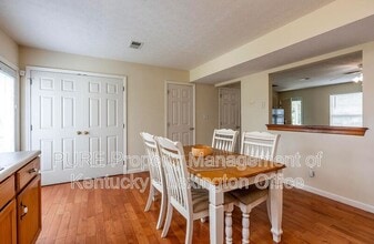 804 Wabarto Way in Nicholasville, KY - Building Photo - Building Photo