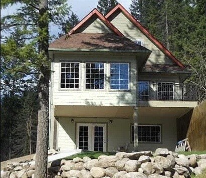 23732 N Lakeview Blvd in Rathdrum, ID - Foto de edificio